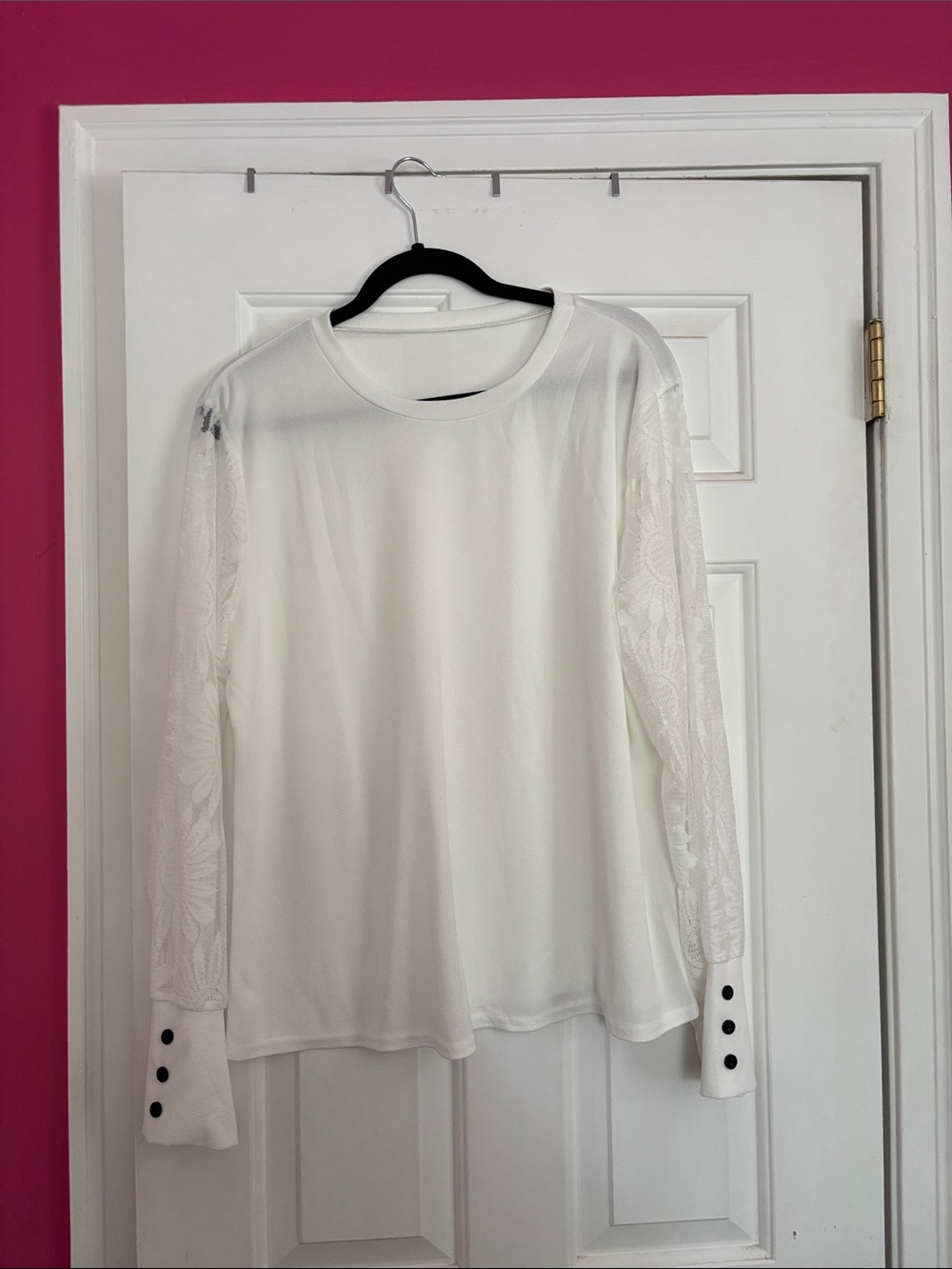 Women’s White Long-Sleeve Lace Sleeve Crewneck Top, NWOT